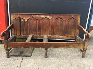 Antique Oak High Back Coaching Style Settle Needs Restoring