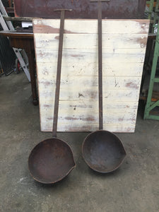 Vintage Cast Iron Melting Pot